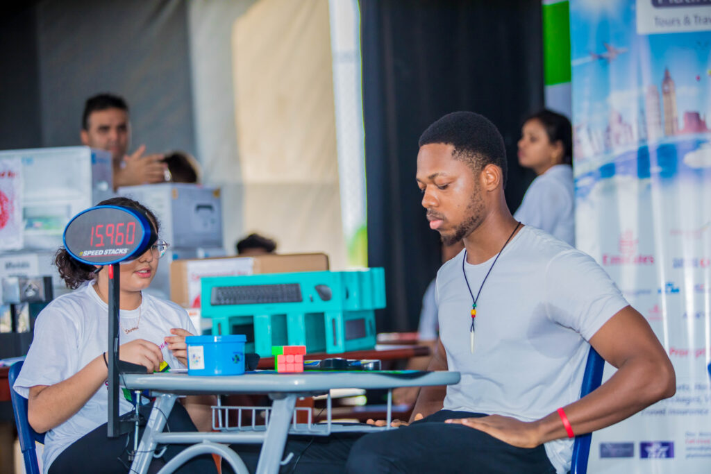 speedcuber arinze owoh at Ghana's 2020 edulearn speedcubing tournament